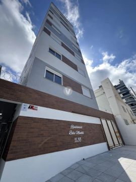 Apartamento 1 dormitório com garagem no centro