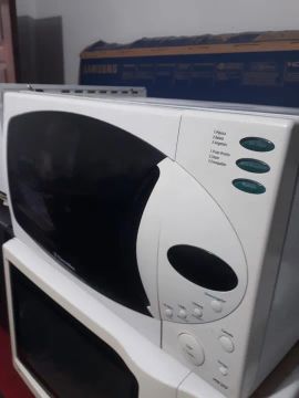 Micro-ondas Electrolux 31L