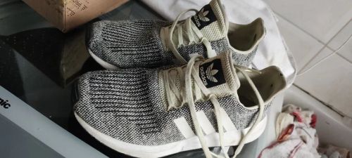 Tênis Adidas Originals Swift Run - Tam. 42