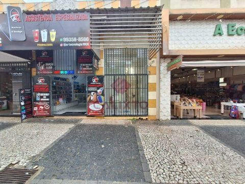 ALUGA-SE COMODO COMERCIAL CENTRO