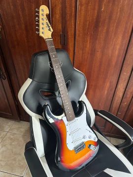 Guitarra Elétrica Memphis Tagima MG22