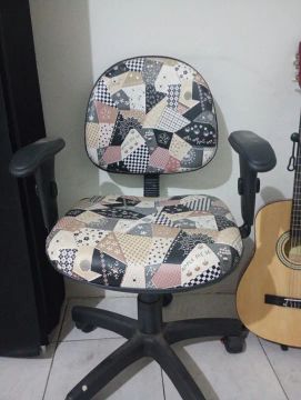 Cadeira Giratória Estofada - Patchwork