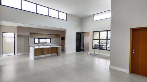 Térrea para venda com 220 metros quadrados com 3 quartos em Jardim Emília - Sorocaba - SP
