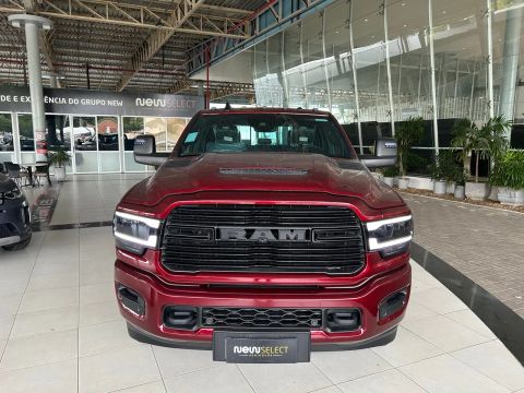 3500 LARAMIE NIGHT EDITION CD 6.7 TURBO DIESEL 2024/2024 COM 2 MIL KM