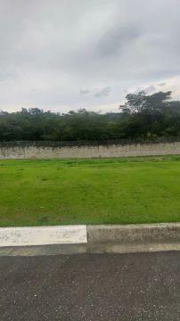 Vendo Terreno Condomínio Veneza R$ 280.000,00