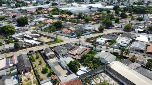 Imóvel para venda tem 200 metros quadrados com 3 quartos em 31 de Março - Boa Vista - RR