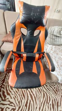 Cadeira Gamer Ler descrição.