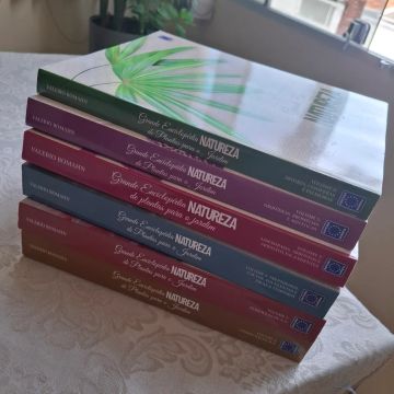 Grande Enciclopédia Natureza de Plantas para o Jardim- Valério Romahn COMPLETA E NOVA