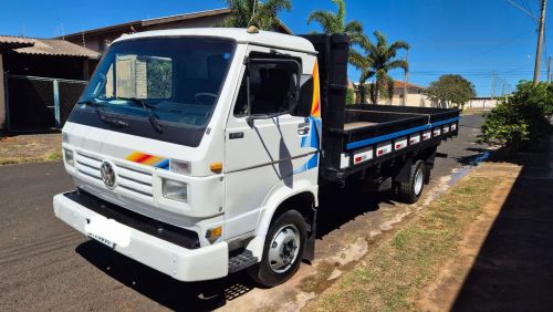 Vw 8100 97 carroceria