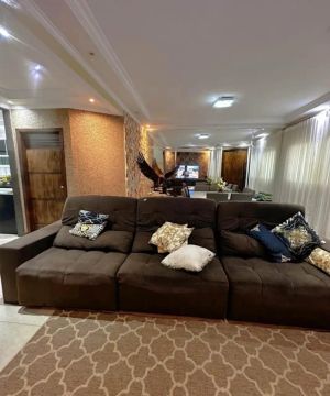 Imóvel para aluguel possui 150 metros quadrados com 3 quartos em Jardim Roriz - Brasília -