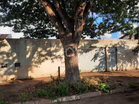 TERRENO NO ASFALTO BAIRRO CAIÇARA