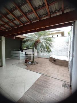 BRA20365 -  Casa Condomínio Residence Villa Branca com 3 Dormitórios sendo 1 Suíte