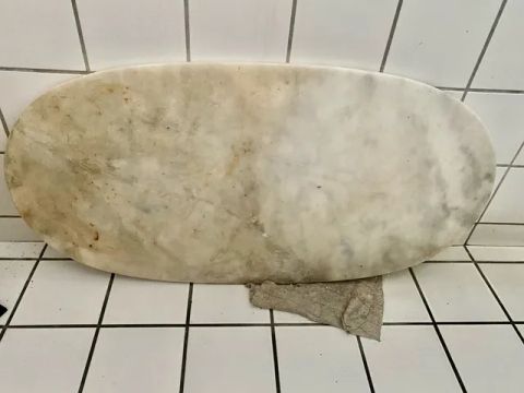 Tampo de Mármore oval 110 X 55 sem rachaduras só polir 