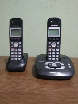 2 aparelhos telefônicos sem fio com ID (Ramal)