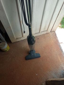 Aspirador de Pó Vertical PowerSpeed 1200W