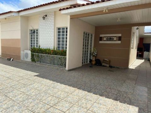 Casa em Pajuçara COD: PRO303
