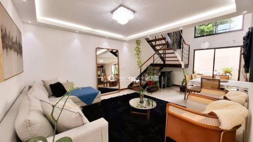 Casa com 4 dormitórios à venda, 220 m² por R$ 1.100.000,00 - Parque Jardim da Serra - Juiz