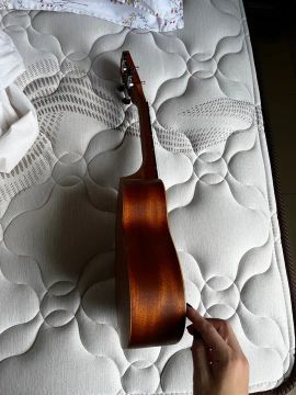 Ukulele soprano com case -  Strinberg