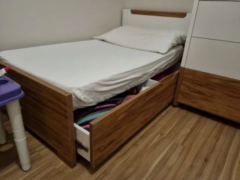 Vendo cama para criança até 10 anos