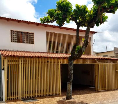Alugo casa, taguatinga norte, 2km do Shopping JK