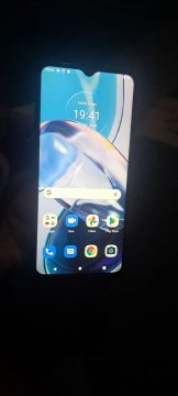 Motorola e22 128gb top
