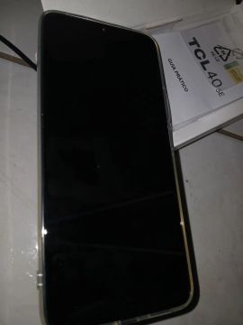 Celular TCL 40 SE 