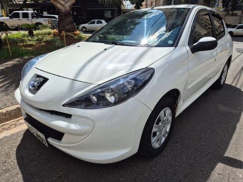 Peugeot 207 2015 1.4 Flex Completo Novo Aceito Troca e Parcelo