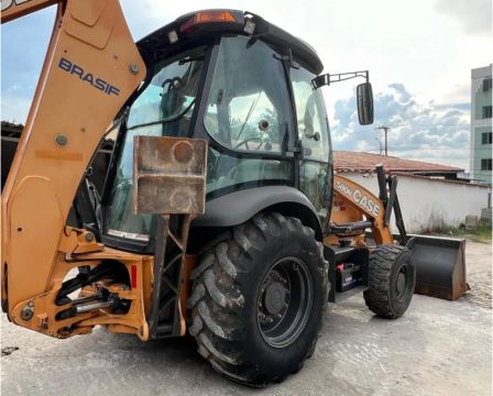 Retroescavadeira Case 580N Ano 2019
