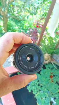 Lente Canon EF-S 24mm f/2.8 STM