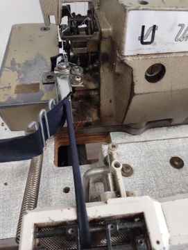 Máquina de Costura Industrial Usada
