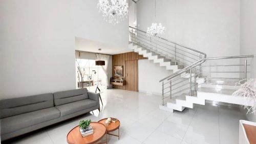 SOBRADO PARA ALUGUEL NO RESIDENCIAL ALDEIA DO SOL COM 4 SUÍTES SENDO UMA COM CLOSET, ÁREA 