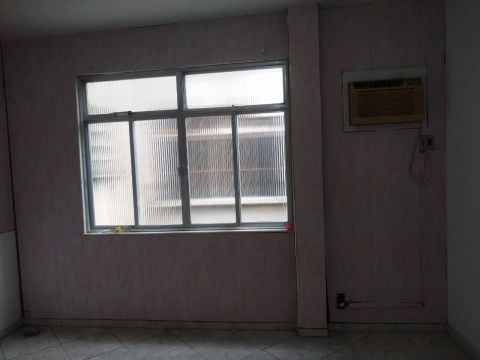 Sala no centro em frente ao Rodoshopping - 60 % de desconto no primeiro aluguel 