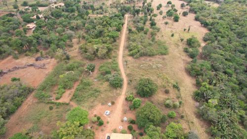 Lote 20x60 na estrada de acesso a Itaitu 