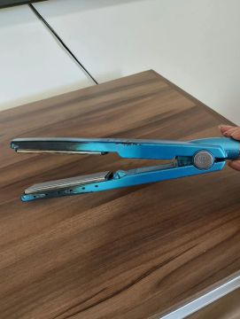 Prancha Titanium baby liss pro 