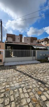 Alugar - Casa em Condomínio Fechado em Nova Parnamirim -3/4 Suíte-  230m²