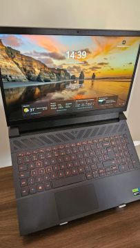 Notebool Dell G15 