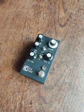 Pedal 214 Fuzz Cachalote Audio