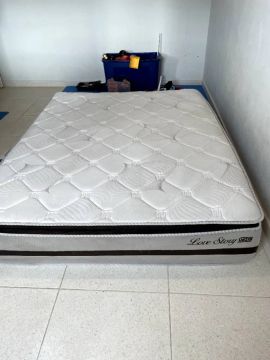 Colchão Queen Gazin Love Story com Molas - Ótimo estado!