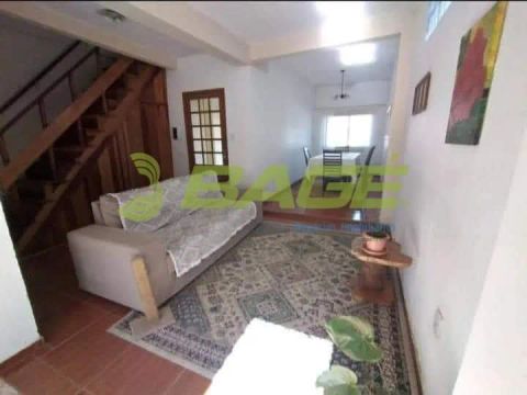 Sobrado Espaçoso e Perfeito para sua Família.