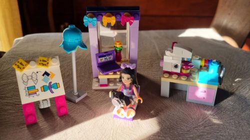 Lego Friends Ateliê de Costura da Emma - Brinquedo Completo 