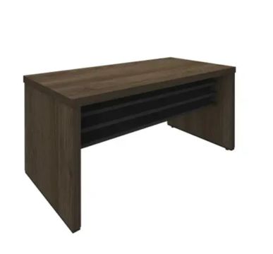 Mesa em tamburato