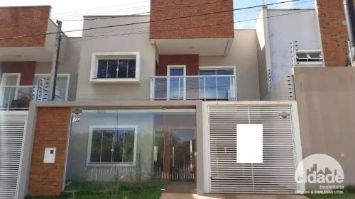 Sobrado à venda no Recanto Tropical, Cascavel/PR. 