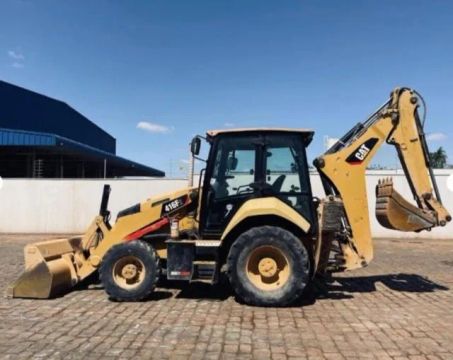 Retroescavadeira Caterpillar 416 2018 (transferência de divida)