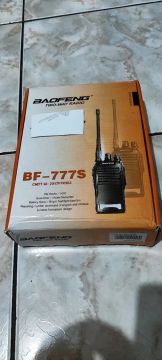 Walkie Talkie Baofeng BF-777S