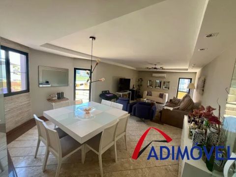 Cobertura de luxo à venda em Vitória-ES, bairro Jardim da Penha: 4 quartos, 2 suítes, 3 sa