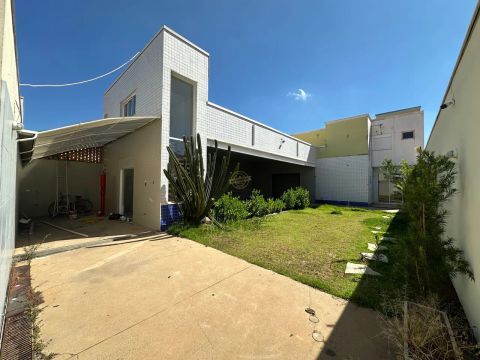 CASA COMERCIAL em INDAIATUBA - SP, CENTRO