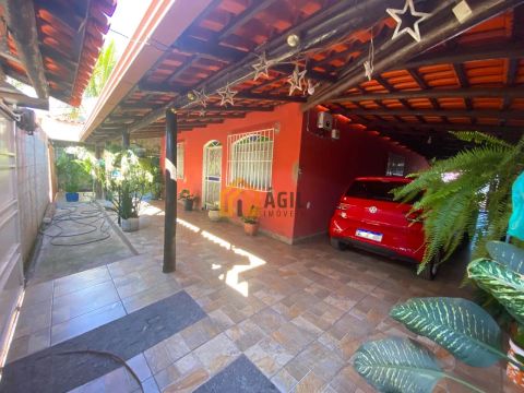 Casa com 2 dormitórios à venda, 150 m² por R$ 419.950 - Tupanoara - São Joaquim de Bicas/M