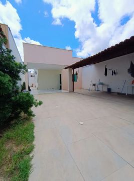 ROB49 - CASA PRÓXIMA A AV. NORTE