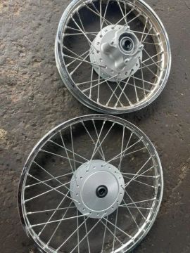 Par de rodas originais da honda pop 110