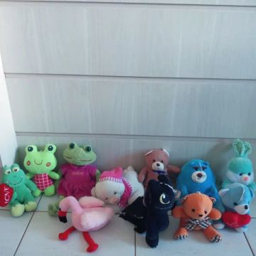 Lote  de Pelúcia  11 unidades urso   item  de colecionador  em ótimo estado .   Venda do L
